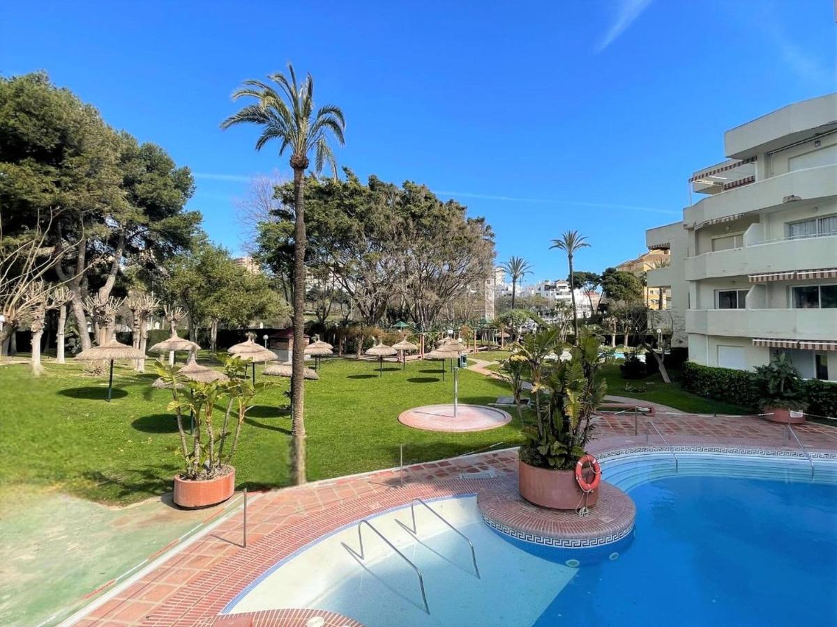 Belvilla By Oyo Apartment In Benalma¡Dena Benalmádena Exterior foto
