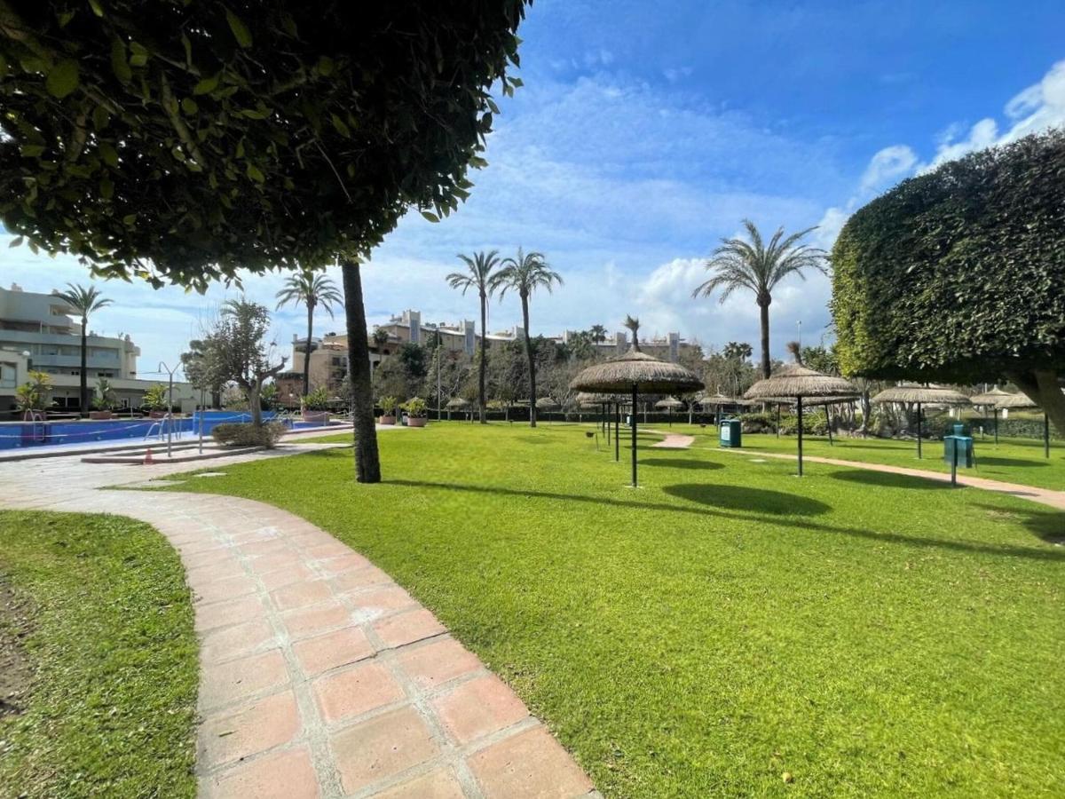 Belvilla By Oyo Apartment In Benalma¡Dena Benalmádena Exterior foto