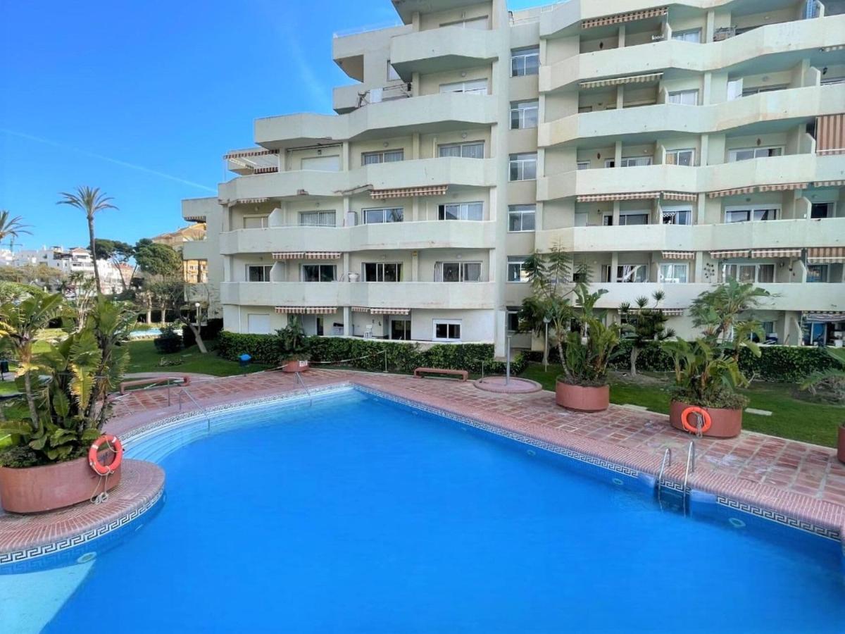 Belvilla By Oyo Apartment In Benalma¡Dena Benalmádena Exterior foto